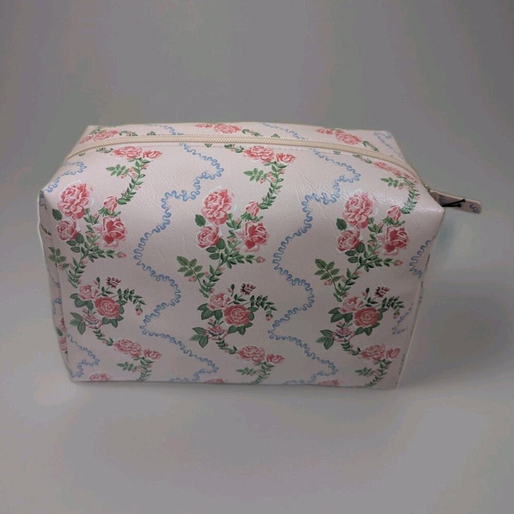 Cath Kidston Flutter Rose Loaf Bag Cosmetic Travel Pouch Organizer New - Picture 2 of 7